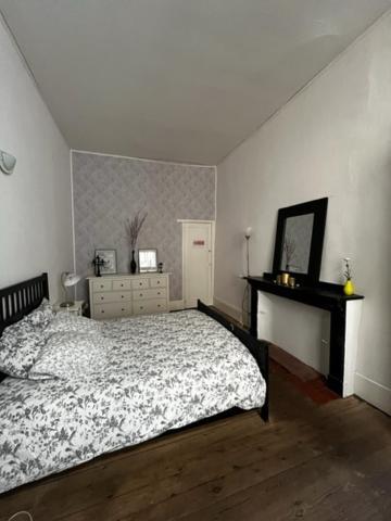 Cosy House T3 City Center, Museum, Place Carnot Carcassonne Exteriör bild